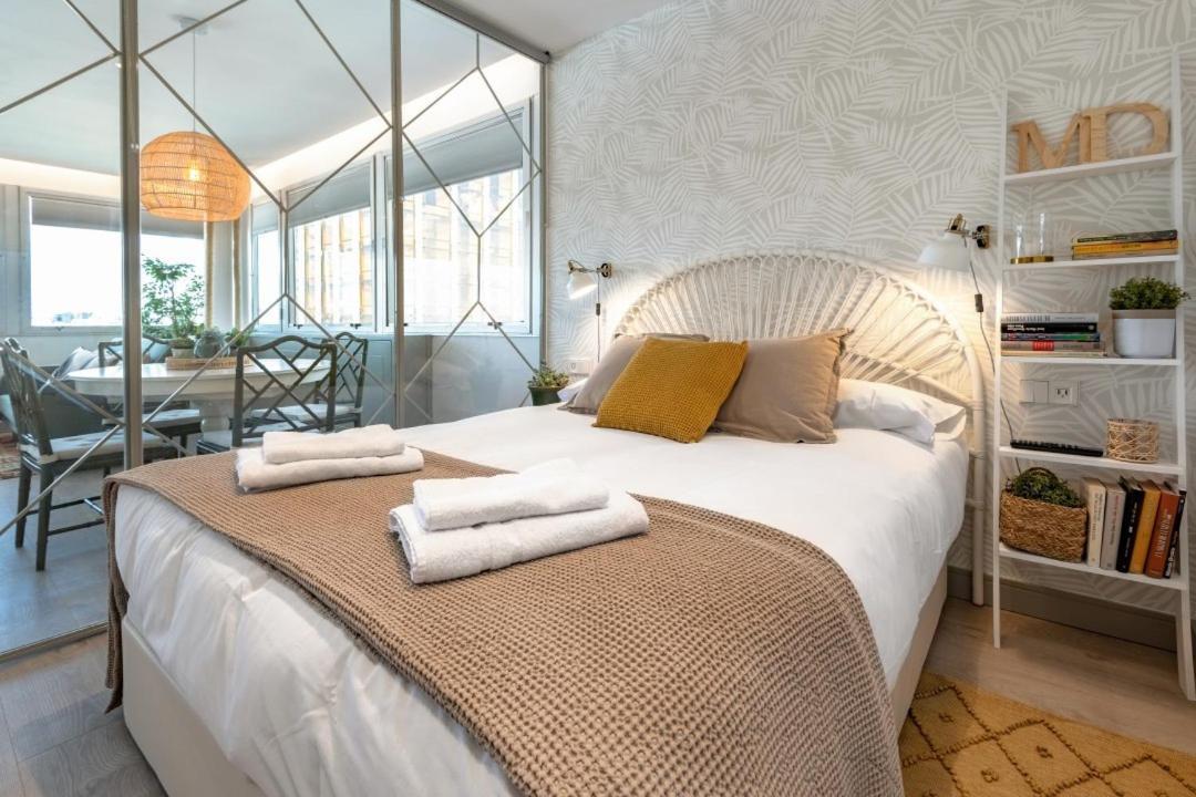 2 Bedrooms 1 Bathroom Furnished - Justicia - Incredible Views - Mintystay Madrid Exterior photo
